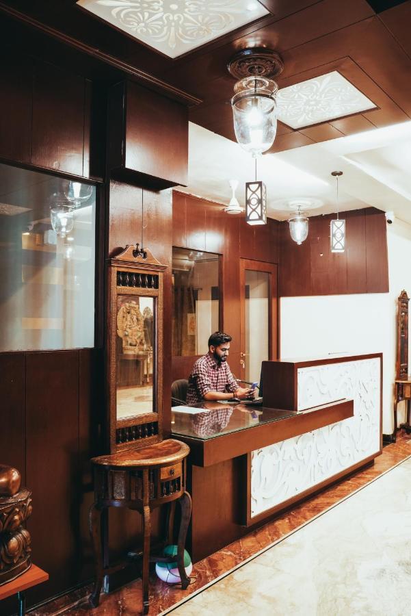 Hide-In Udaipur - A Lake View Boutique Hotel ภายนอก รูปภาพ